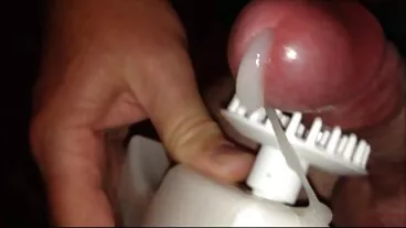 IRL Barbie Emma Hix ha un Buttplug nascosto porno nonne troie da qualche parte