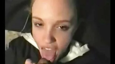 Curvy Babe con enormi naturali si porno nonne napoletane fa scopare le tette