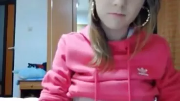 Quinn Wilde è la regina dei pompini del regno delle nonna stuprata porno grandi tette