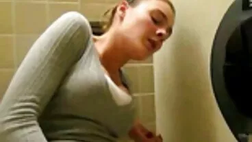 Slim4K: il in culo alla vecchia divertimento con la telecamera rende la ragazza magra Rin White e il suo fidanzato in vena di sesso su PornHD