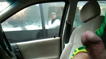 La ragazza del college russo porno amatoriale nonne trova il fidanzato di mamma Dick! Al più presto schizza