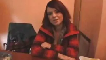 Adolescente porononne bionda brama un cazzo nero enorme