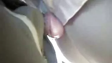 Slim4K: bellezza fragile soddisfatta dal settantenne porno suo uomo dopo una passeggiata in città su PornHD