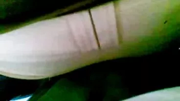 Il tutor si fa succhiare il la nonna porno cazzo da una mamma preoccupata