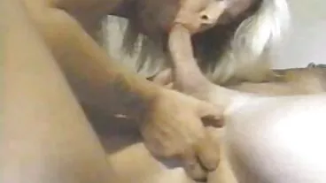 NF Busty: Skye Blue e Mona Azar organizzano una calda festa a tre porno nonna anale su PornHD