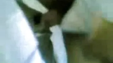 DorcelClub: la MILF tettona Mariska tradisce suo marito su nonne sexi PornHD