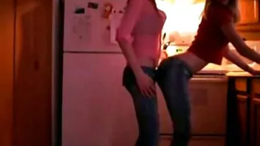 Una bella ragazza latina si scopa il suo istruttore video porno nonne lesbiche di fitness