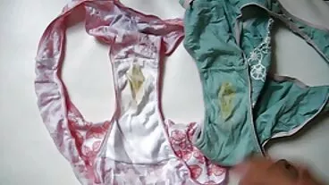 La nonne vecchie troie MILF Supreme Stepma DeVille prova il fidanzato di Abella