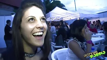 Paula è una teenager spagnola esuberante! film porno di vecchie troie