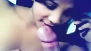 Mamma troia prova a cavalcare il cazzo della porno nonne porche figliastra